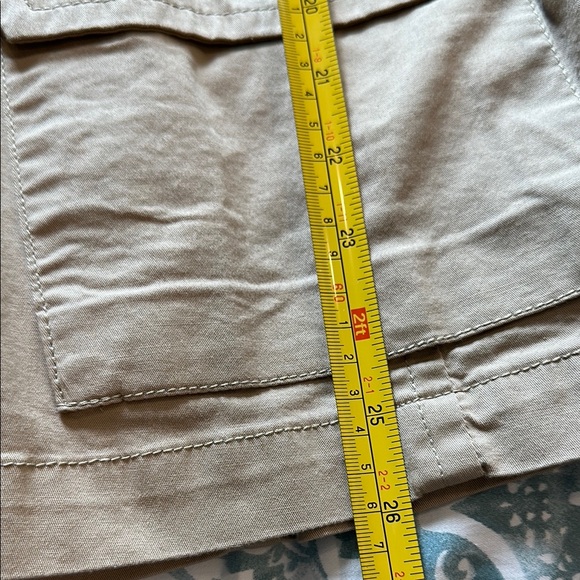 NWOT- Tan Adjustable Utility Jacket with Rhinestone Detail - Picture 12 of 12